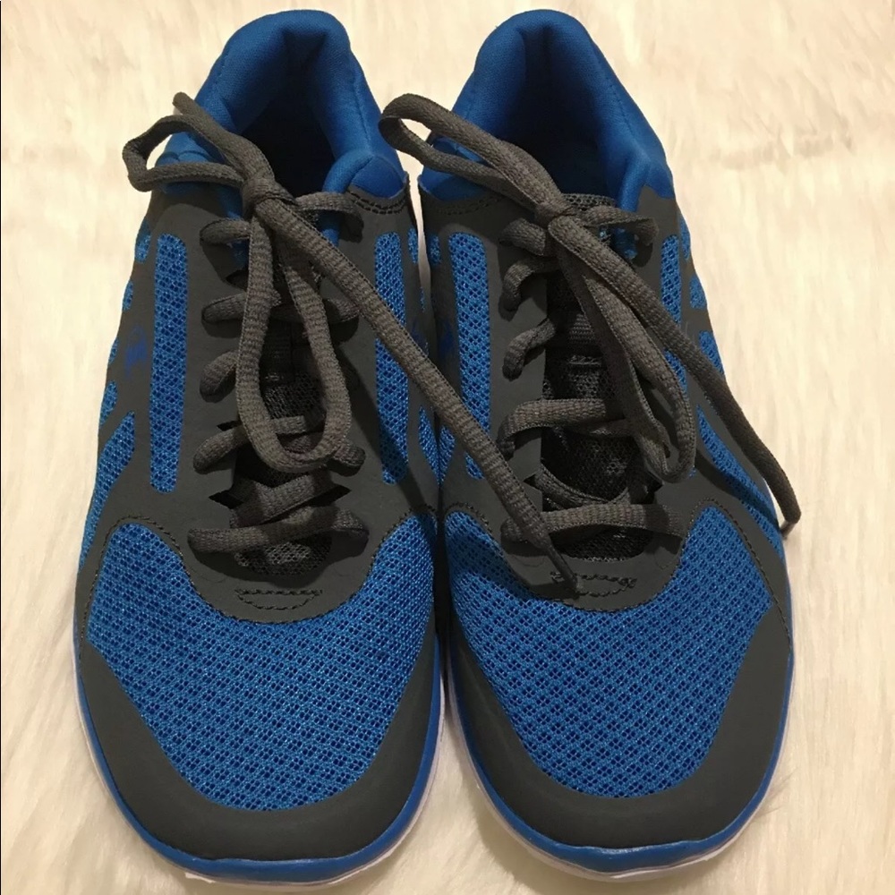 Champion shoes kids size 2 1/2